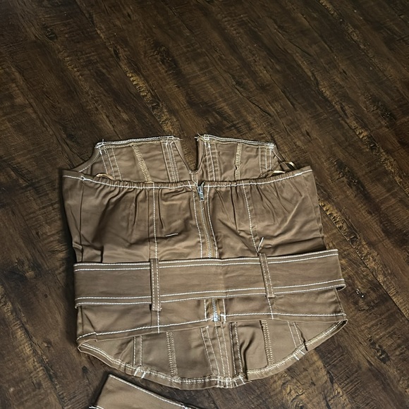 NWOT 2 Piece Top/Skirt Set by BLANC Clothing Size M - Picture 5 of 6